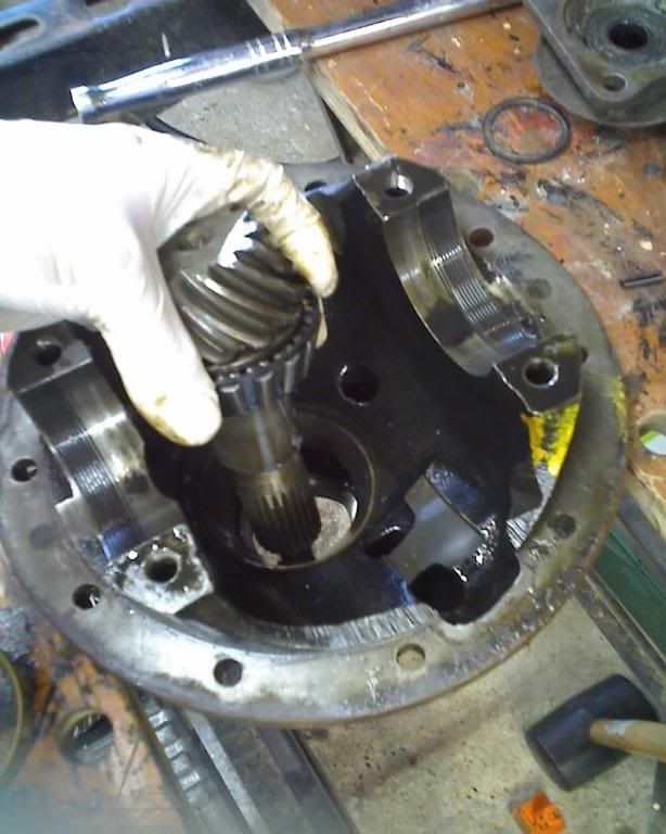 How to replace Diff input bearing. LandyZone Land Rover Forum